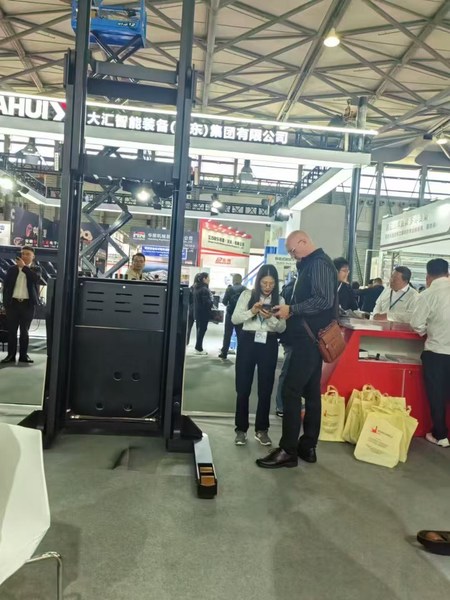 ANHUI YOUNGLIFT INTELLIGENT  EQUIPMENT CO.,LTD. 工場生産ライン